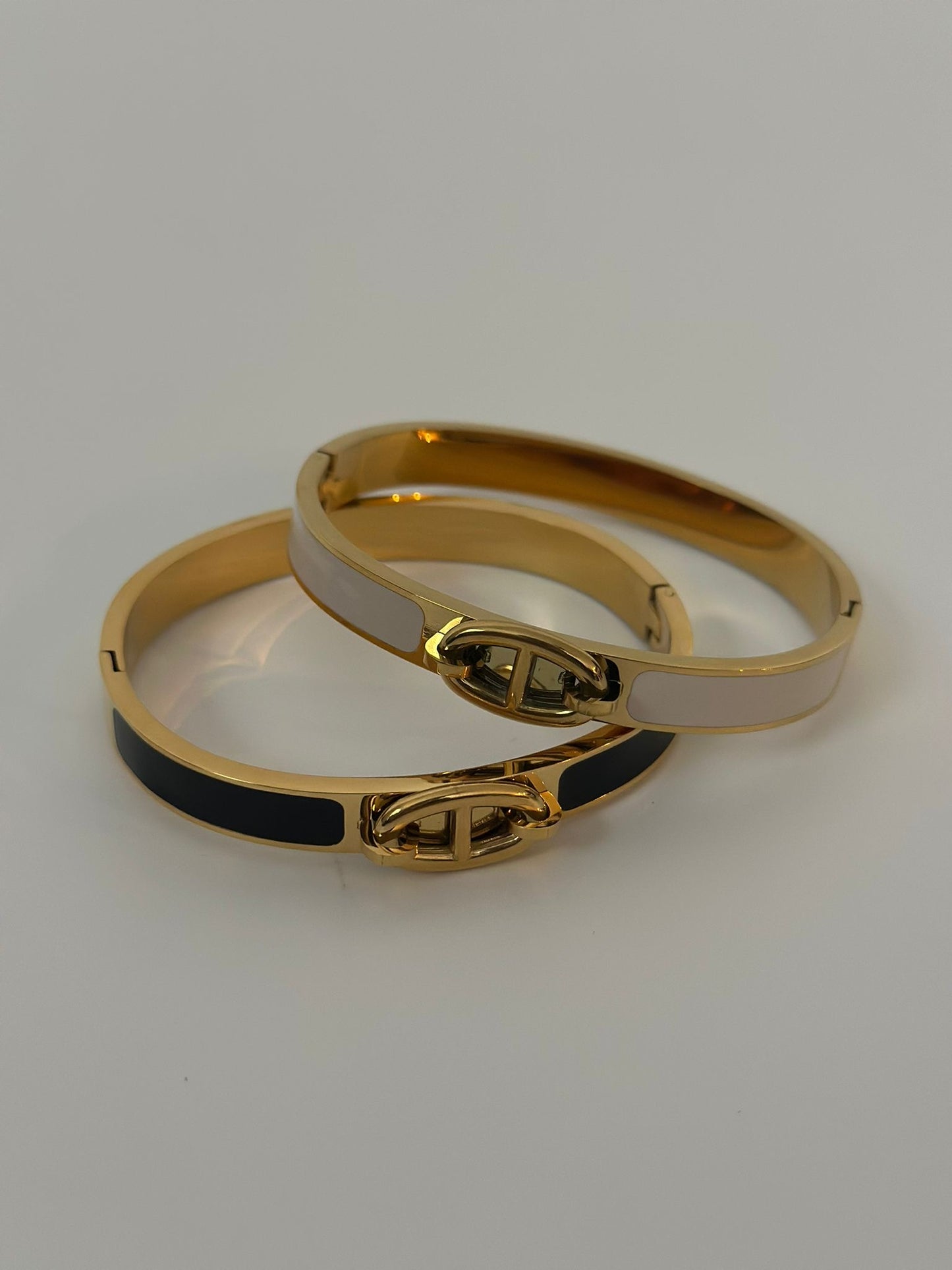 Bangle cc